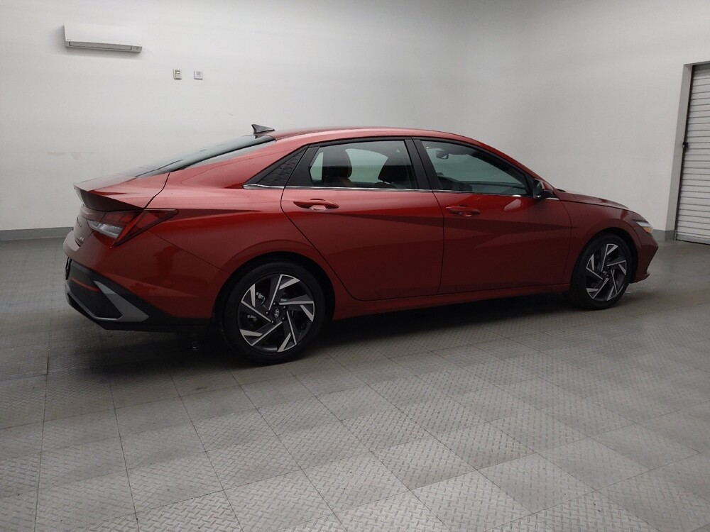 2025 Hyundai Elantra in Arlington, TX 76011 - 18112982 10