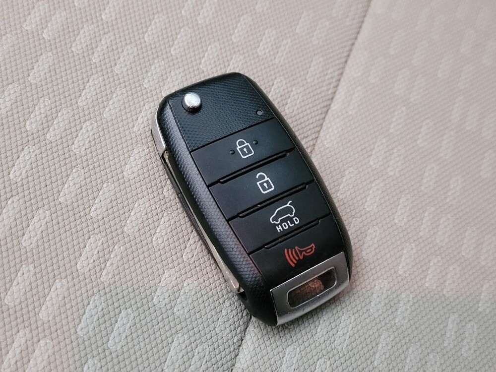 2020 Kia Sorento in Phoenix, AZ 85022 - 18112984 32