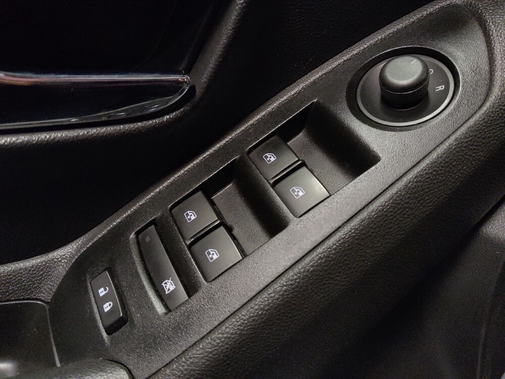 2020 Chevrolet Trax in Phoenix, AZ 85015 - 18112985 27