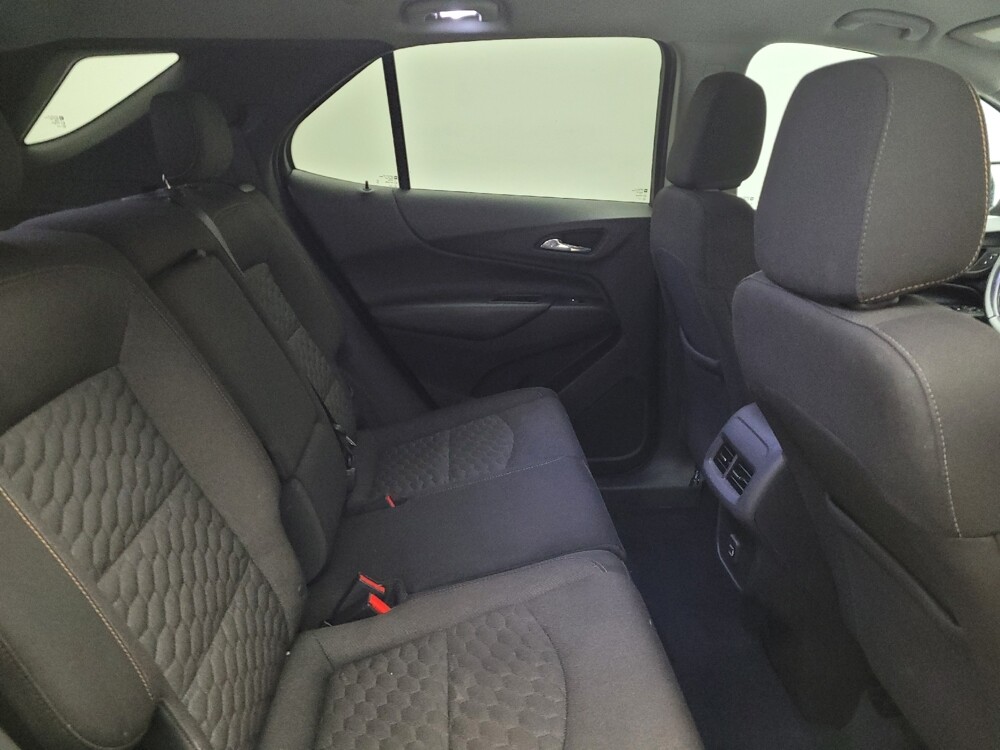 2019 Chevrolet Equinox in Miamisburg, OH 45342 - 18112998 19