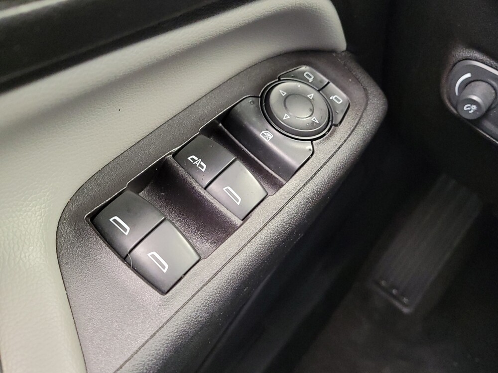 2020 Chevrolet Equinox in Miamisburg, OH 45342 - 18112999 27