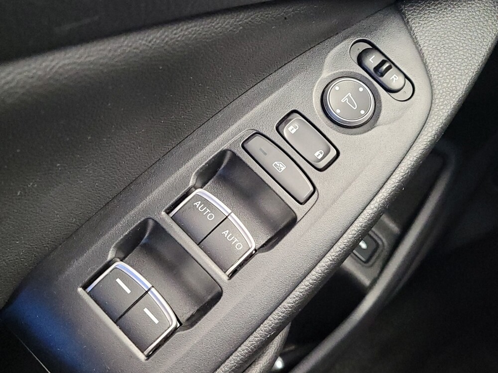 2020 Honda Accord in Fairfield, OH 45014 - 18113002 27