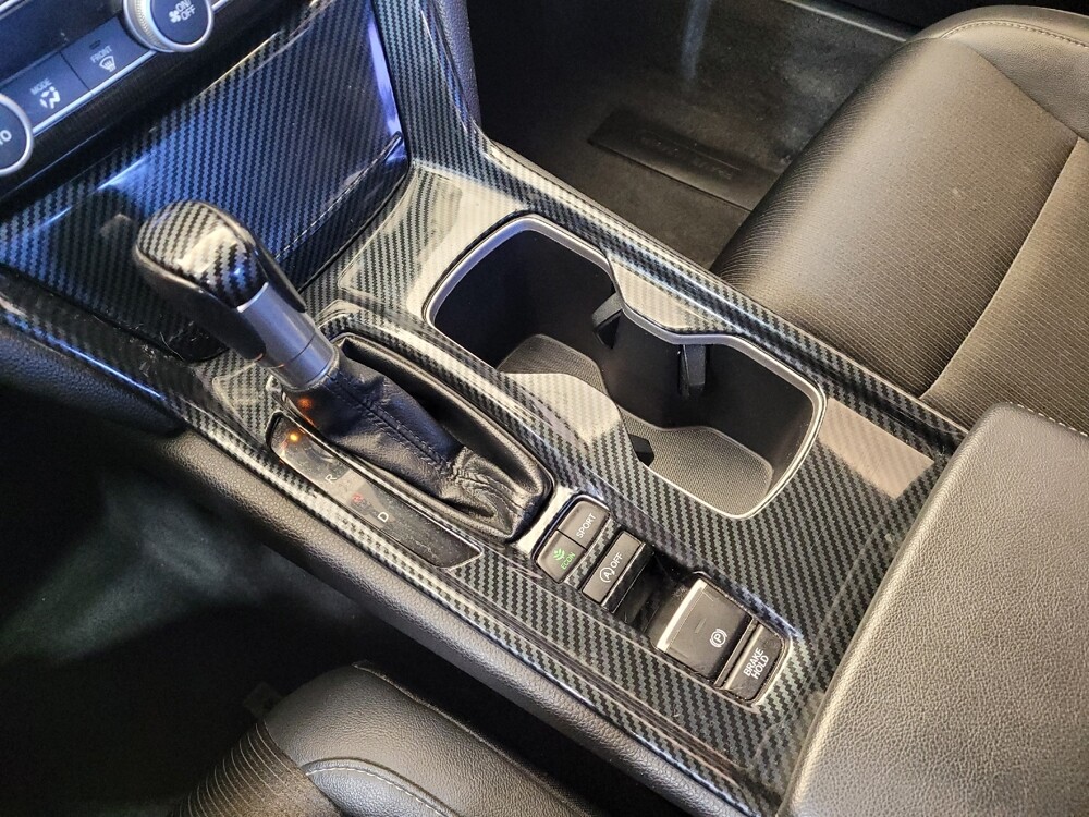 2020 Honda Accord in Fairfield, OH 45014 - 18113002 26