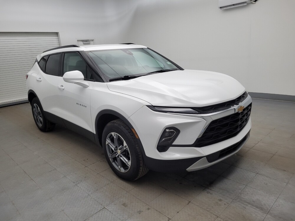 2024 Chevrolet Blazer in Fairfield, OH 45014 - 18113007 11