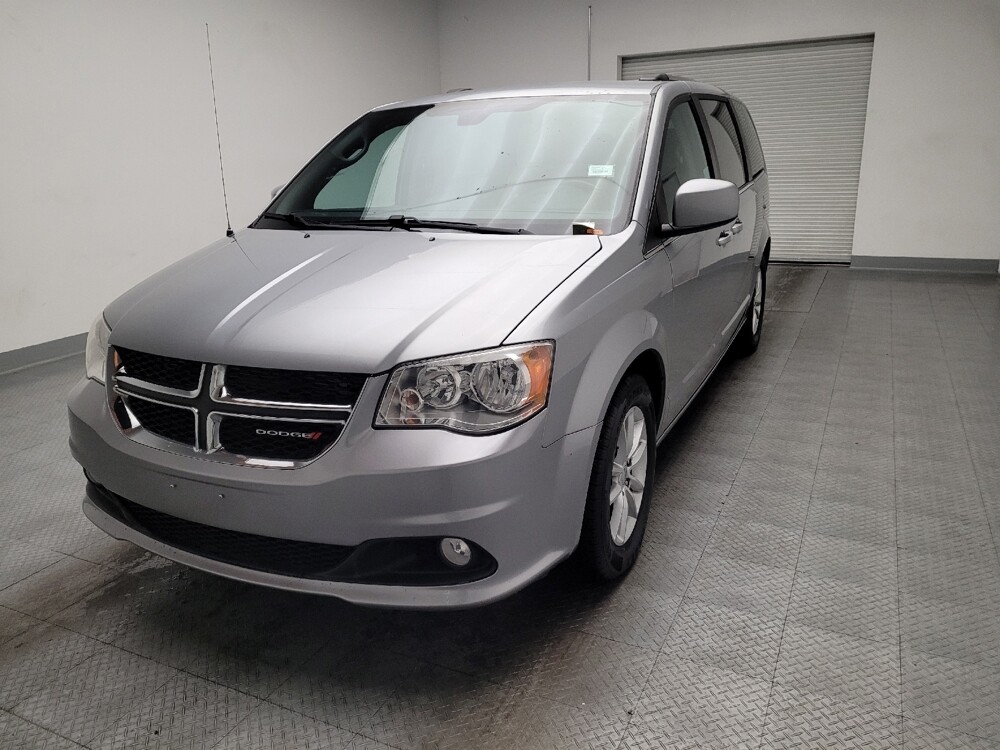 2019 Dodge Grand Caravan in Downey, CA 90241 - 18113013 15