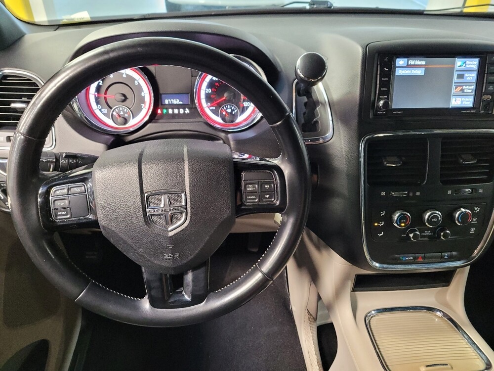 2019 Dodge Grand Caravan in Downey, CA 90241 - 18113013 22