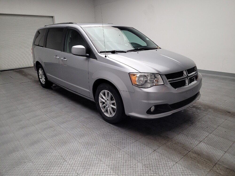 2019 Dodge Grand Caravan in Downey, CA 90241 - 18113013 13