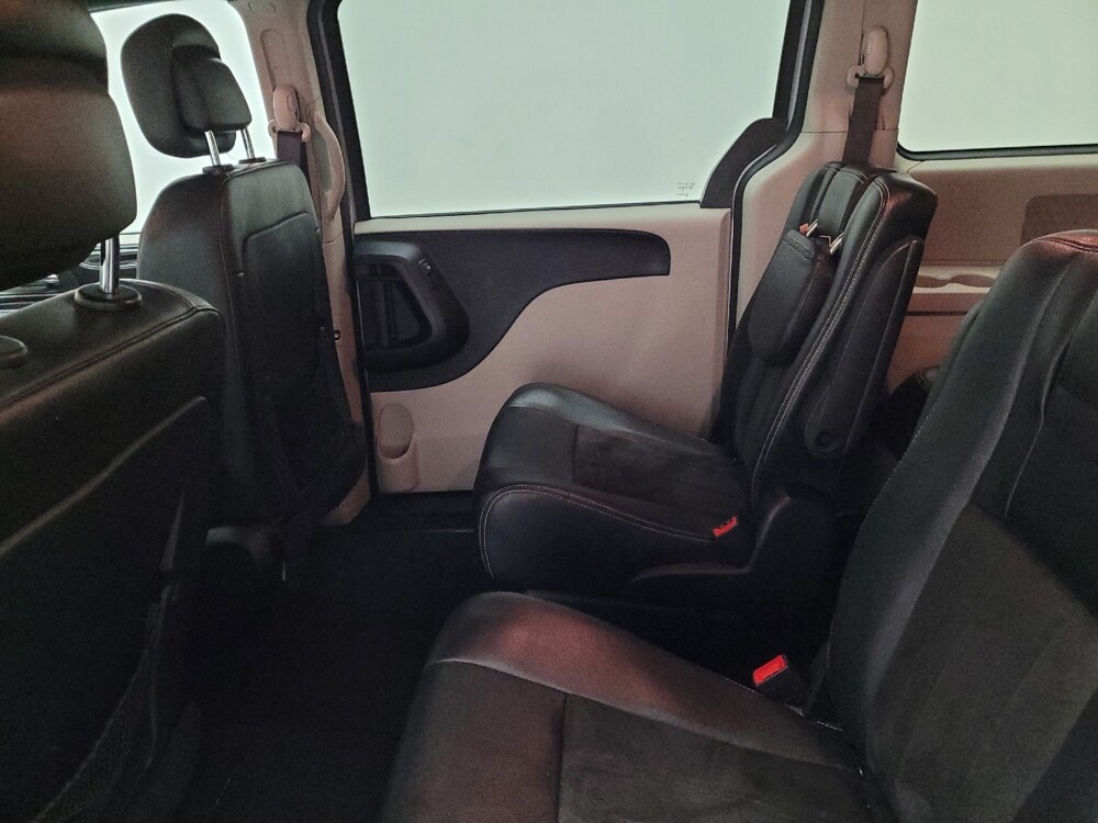 2019 Dodge Grand Caravan in Downey, CA 90241 - 18113013 18