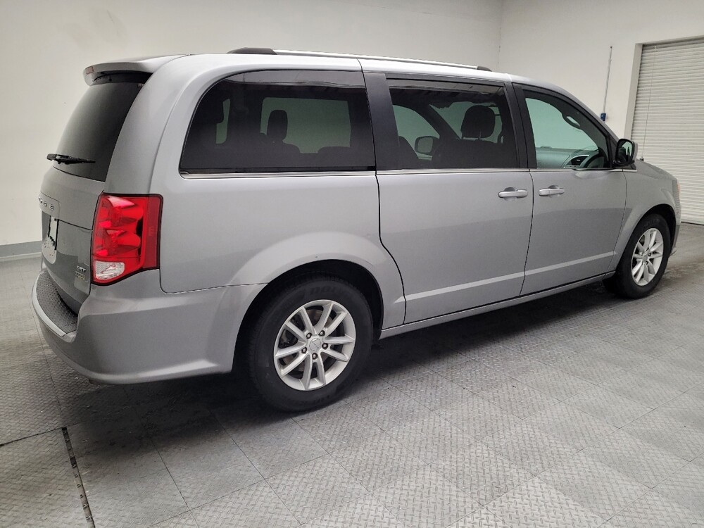 2019 Dodge Grand Caravan in Downey, CA 90241 - 18113013 10