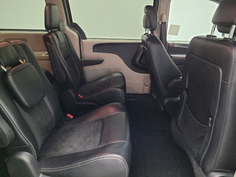 2019 Dodge Grand Caravan in Downey, CA 90241 - 18113013 19