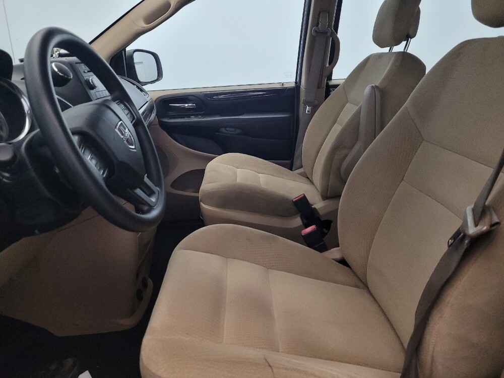2015 Dodge Grand Caravan in Allentown, PA 18103 - 18113023 17