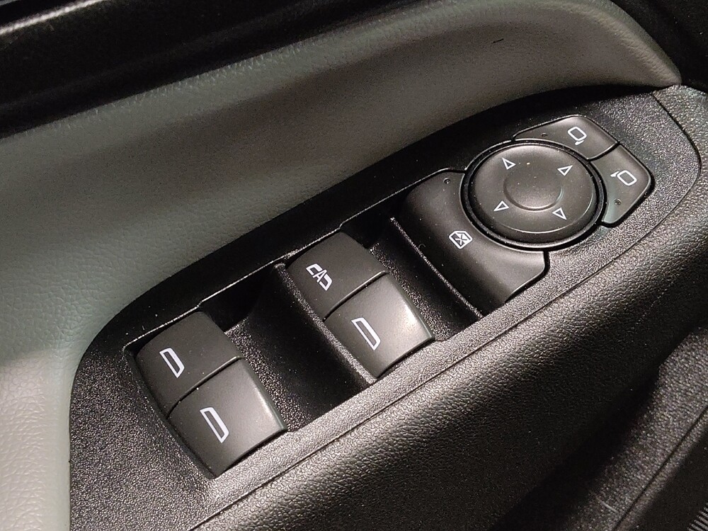 2018 Chevrolet Equinox in Fort Worth, TX 76116 - 18113029 27