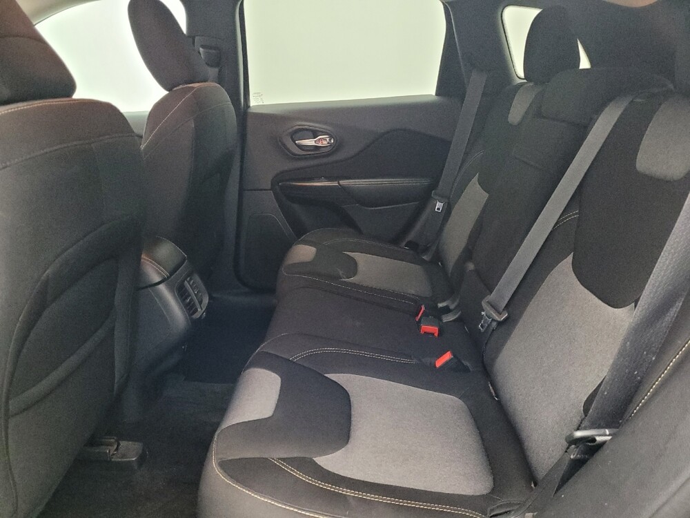 2014 Jeep Cherokee in Ocala, FL 34471 - 18113035 18