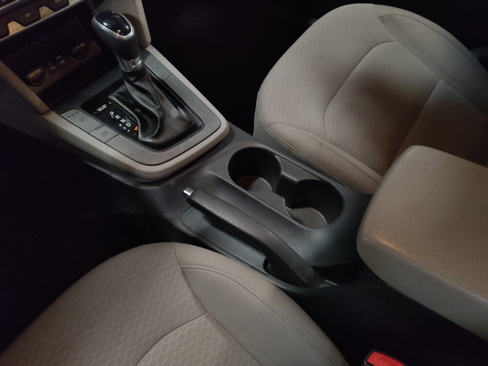 2020 Hyundai Elantra in Lauderdale Lakes, FL 33313 - 18113037 26