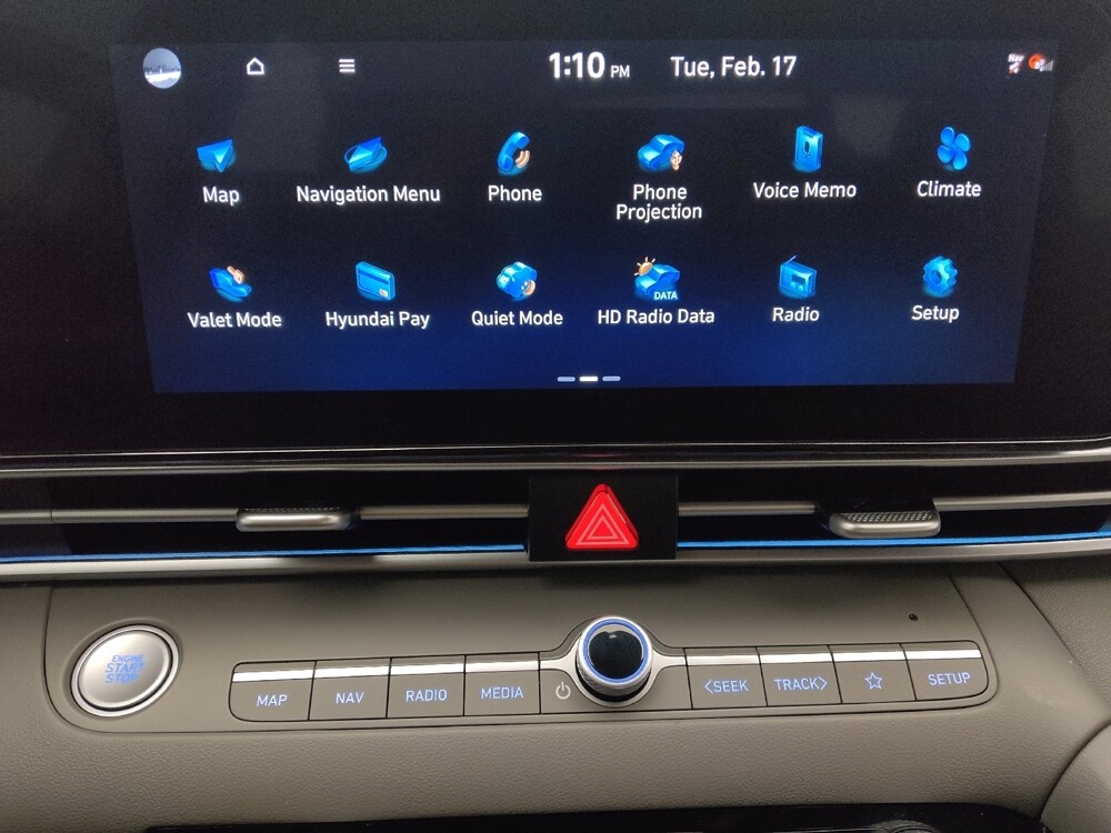 2025 Hyundai Elantra in Lauderdale Lakes, FL 33313 - 18113039 25