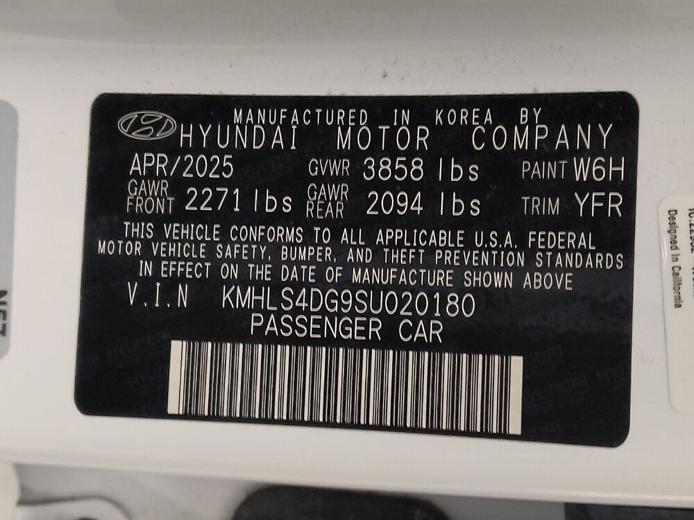 2025 Hyundai Elantra in Lauderdale Lakes, FL 33313 - 18113039 33