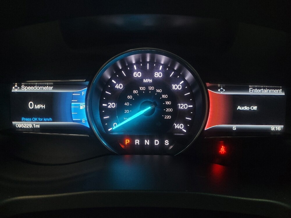 2017 Ford Explorer in Highland, IN 46322 - 18113046 23