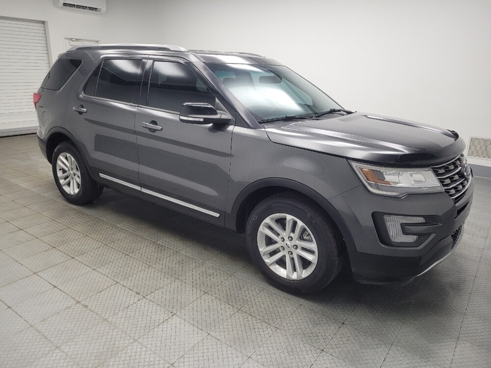 2017 Ford Explorer in Highland, IN 46322 - 18113046 11