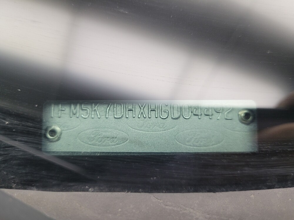 2017 Ford Explorer in Highland, IN 46322 - 18113046 33