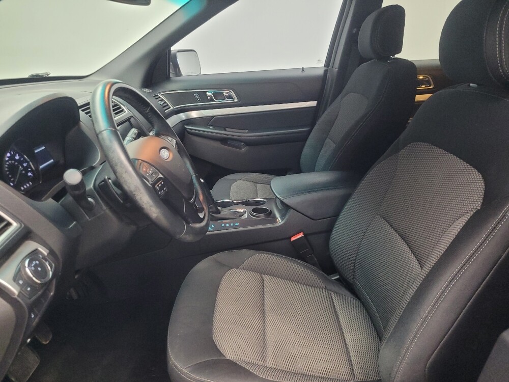 2017 Ford Explorer in Highland, IN 46322 - 18113046 17