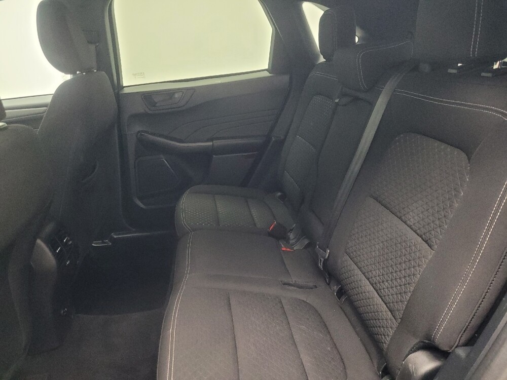 2023 Ford Escape in Highland, IN 46322 - 18113047 18