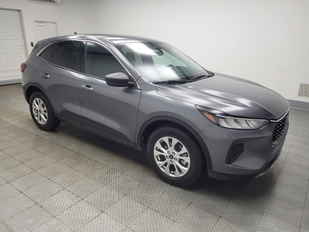 2023 Ford Escape in Highland, IN 46322 - 18113047 11