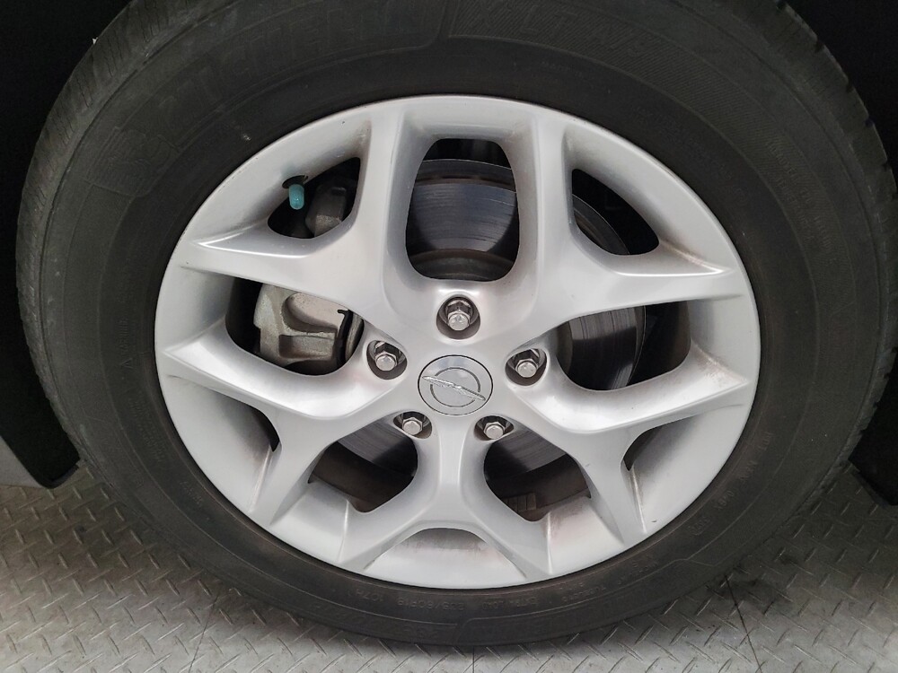 2017 Chrysler Pacifica in Downey, CA 90241 - 18113049 31