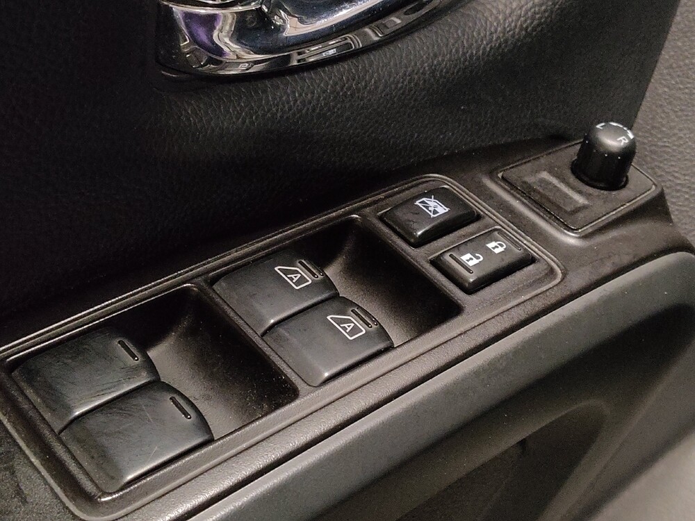 2019 Nissan Titan in Ocala, FL 34471 - 18113054 27