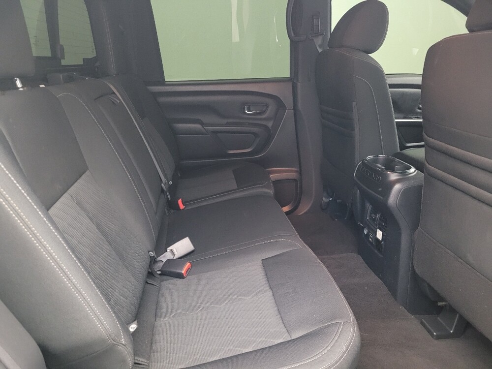 2019 Nissan Titan in Ocala, FL 34471 - 18113054 19