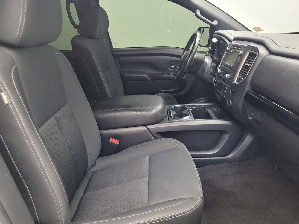 2019 Nissan Titan in Ocala, FL 34471 - 18113054 21