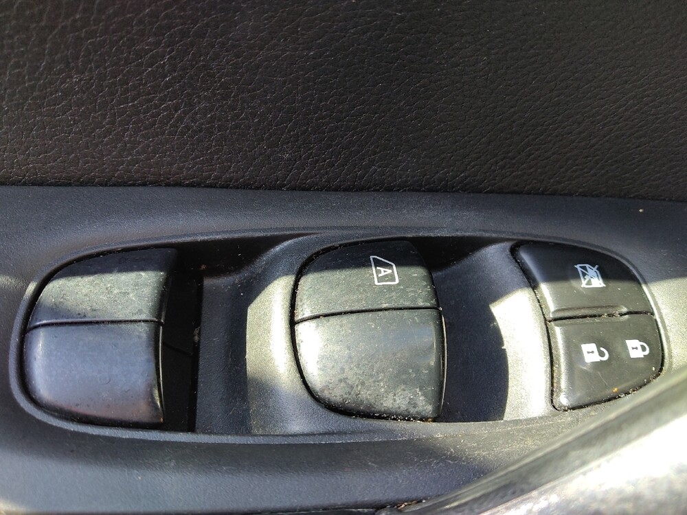 2021 Nissan Rogue Sport in Raleigh, NC 27604 - 18113058 27