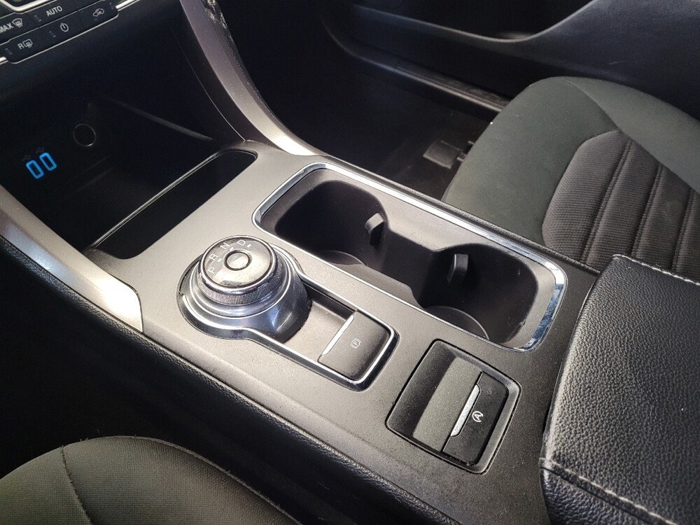 2019 Ford Fusion in Fairfield, OH 45014 - 18113062 26