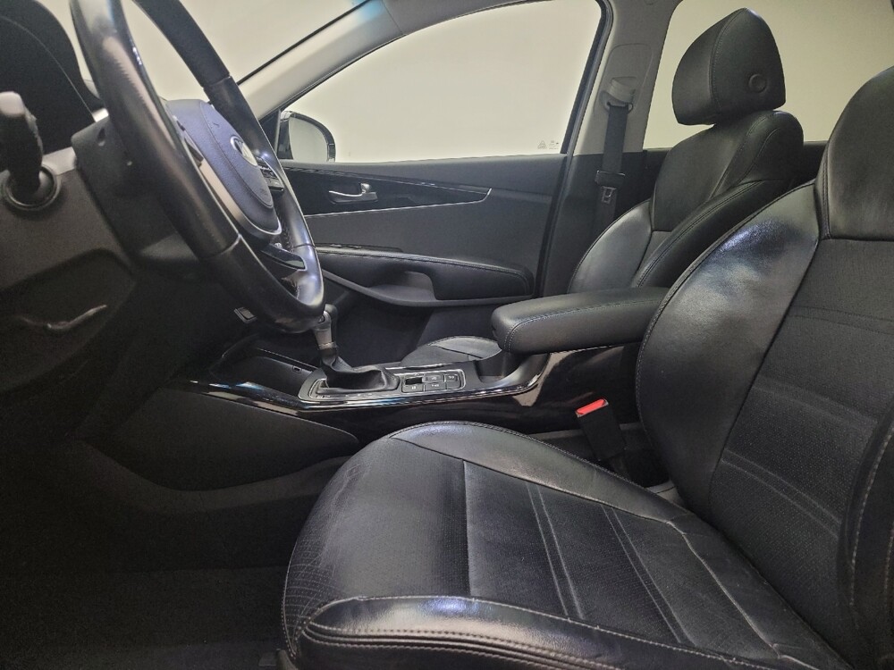 2019 Kia Sorento in Eastpointe, MI 48021 - 18113063 17