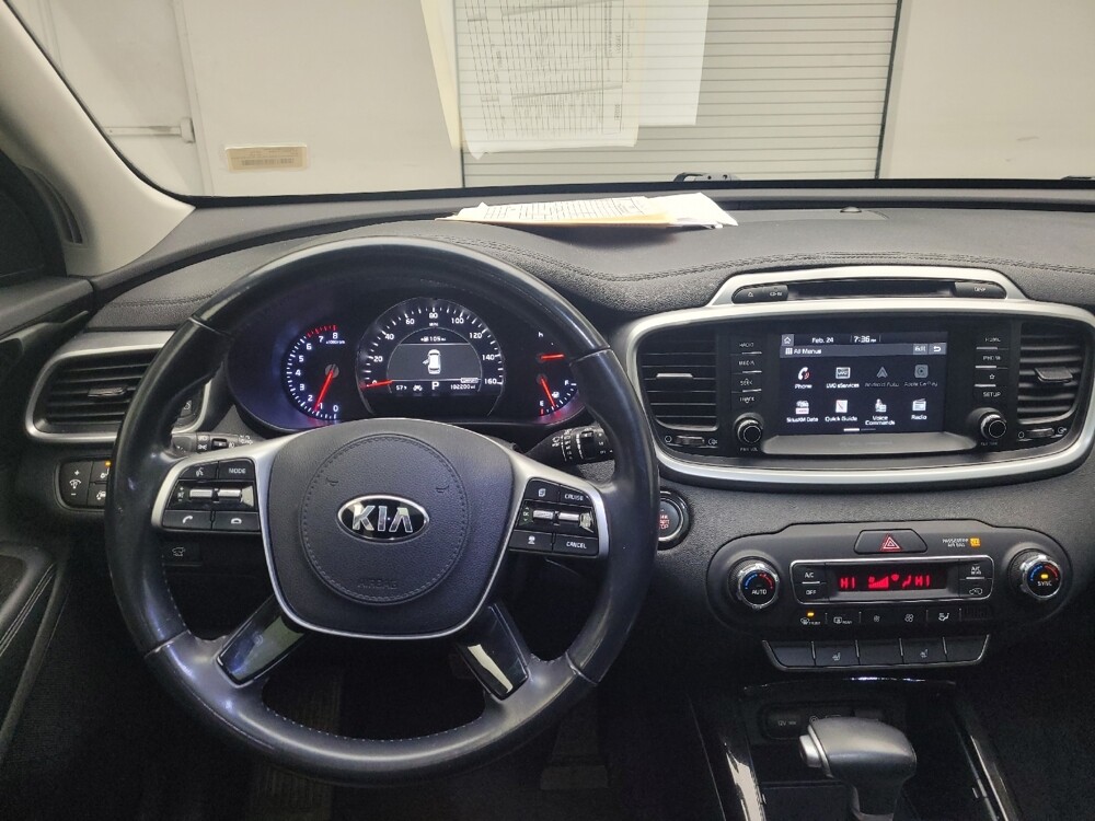 2019 Kia Sorento in Eastpointe, MI 48021 - 18113063 22