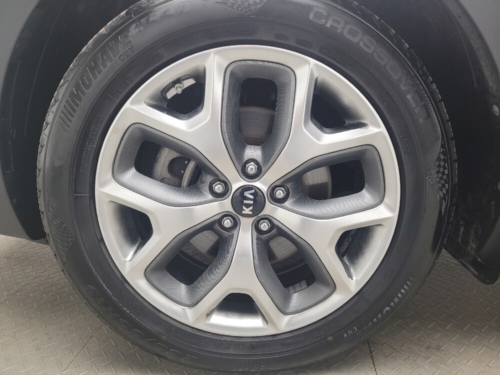 2019 Kia Sorento in Eastpointe, MI 48021 - 18113063 31