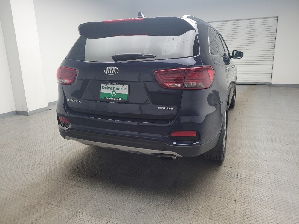 2019 Kia Sorento in Eastpointe, MI 48021 - 18113063 7