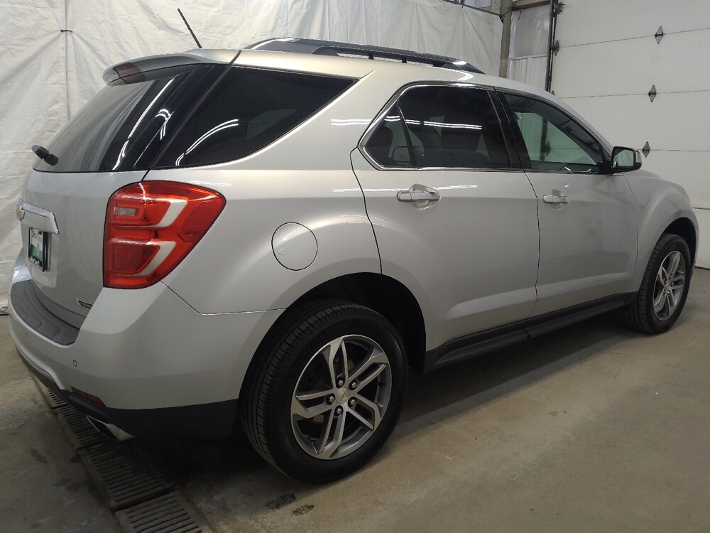 2017 Chevrolet Equinox in Fairfield, OH 45014 - 18113066 10