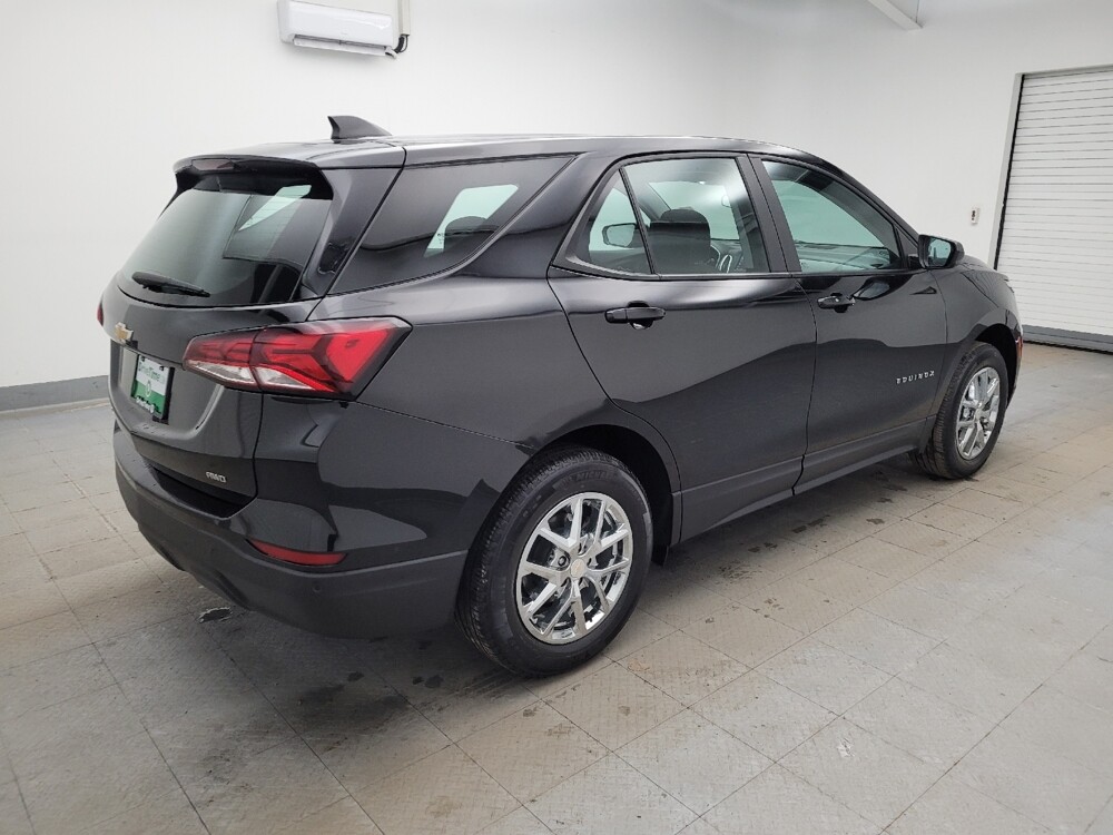 2023 Chevrolet Equinox in Columbus, OH 43228 - 18113067 10