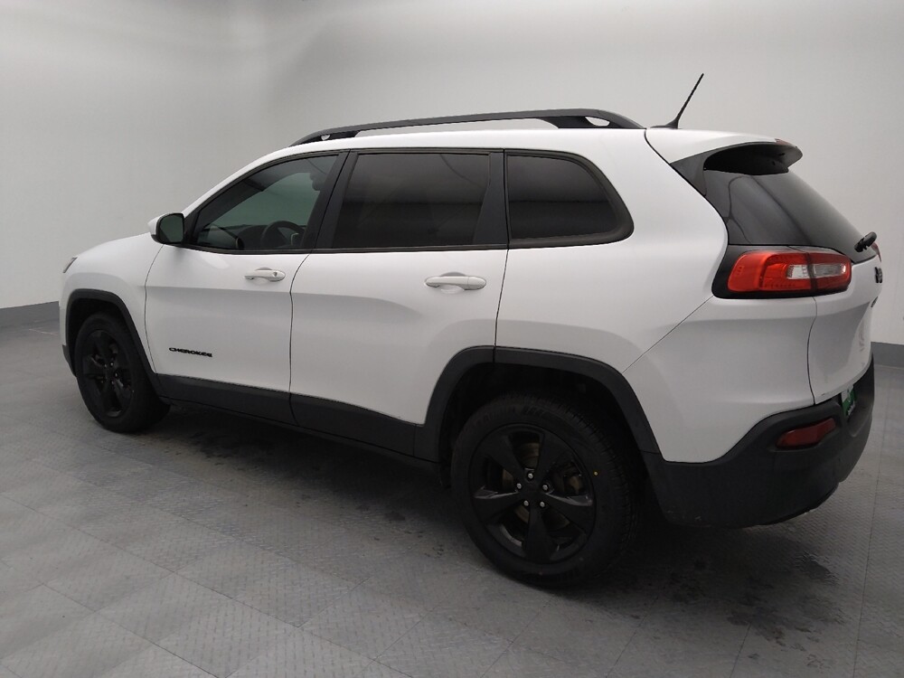 2018 Jeep Cherokee in Topeka, KS 66611 - 18113068 3