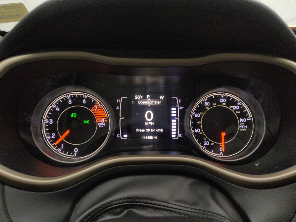 2018 Jeep Cherokee in Topeka, KS 66611 - 18113068 23