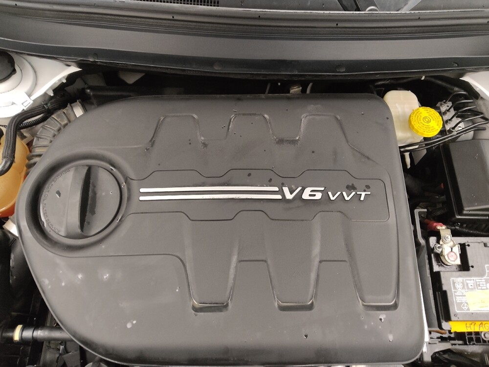 2018 Jeep Cherokee in Topeka, KS 66611 - 18113068 30