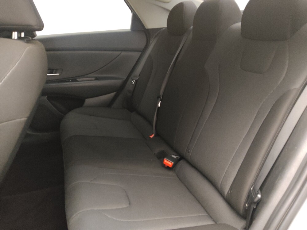 2021 Hyundai Elantra in Salem, VA 24153 - 18113072 18