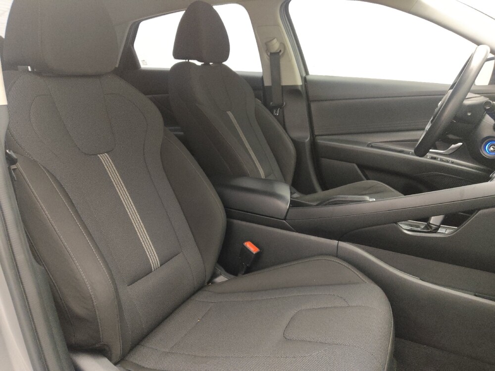 2021 Hyundai Elantra in Salem, VA 24153 - 18113072 21