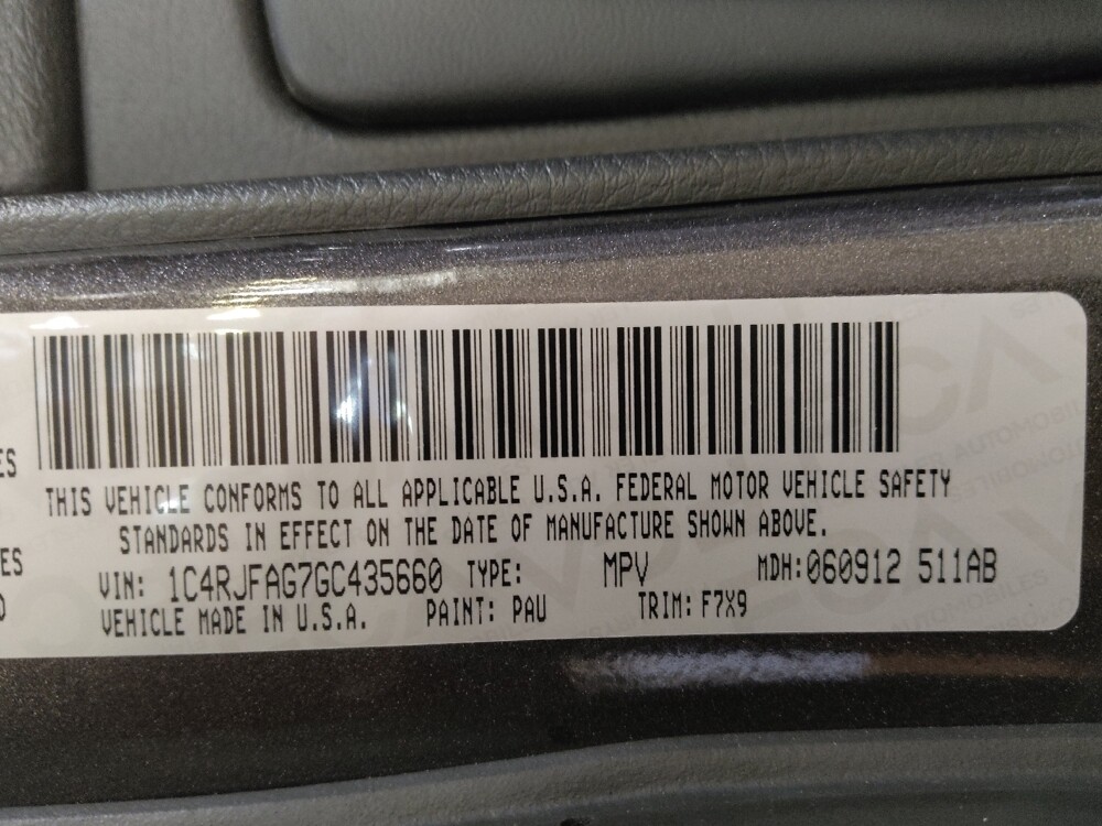 2016 Jeep Grand Cherokee in Pensacola, FL 32505 - 18113077 33