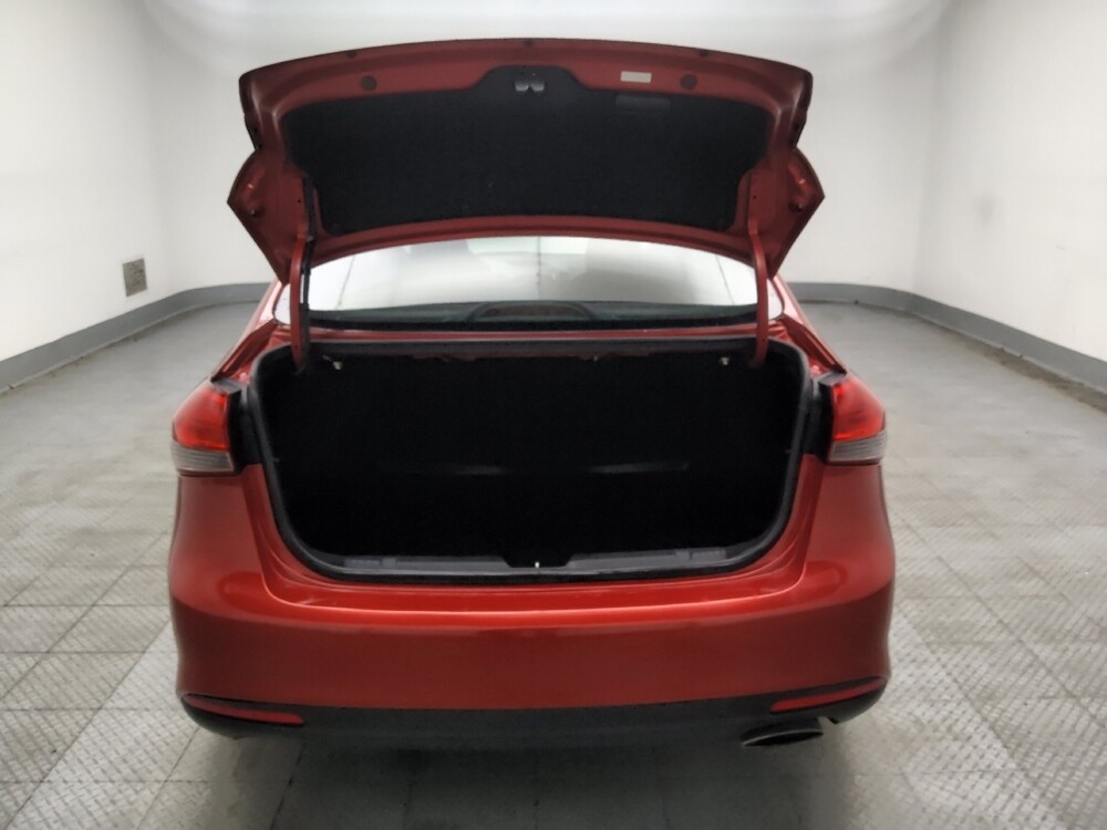 2018 Kia Forte in Des Moines, IA 50310 - 18113081 29