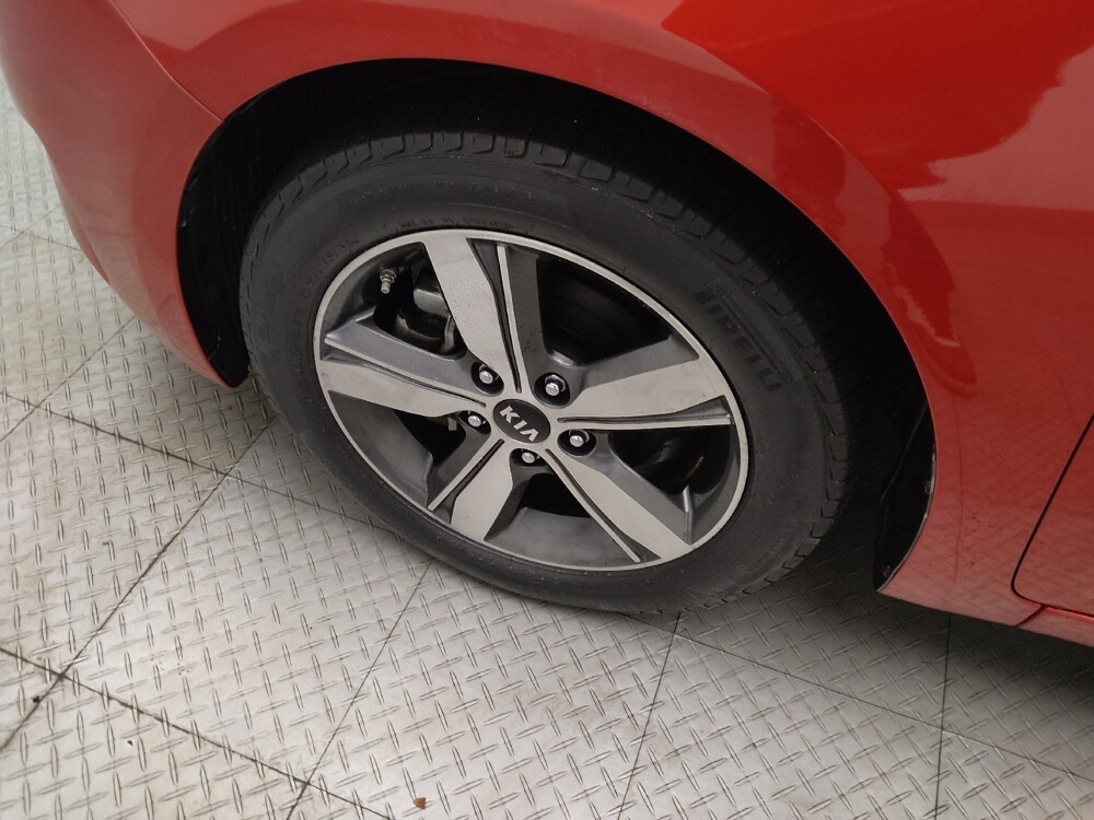 2018 Kia Forte in Des Moines, IA 50310 - 18113081 31