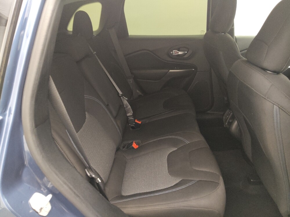 2020 Jeep Cherokee in Live Oak, TX 78233 - 18113084 19