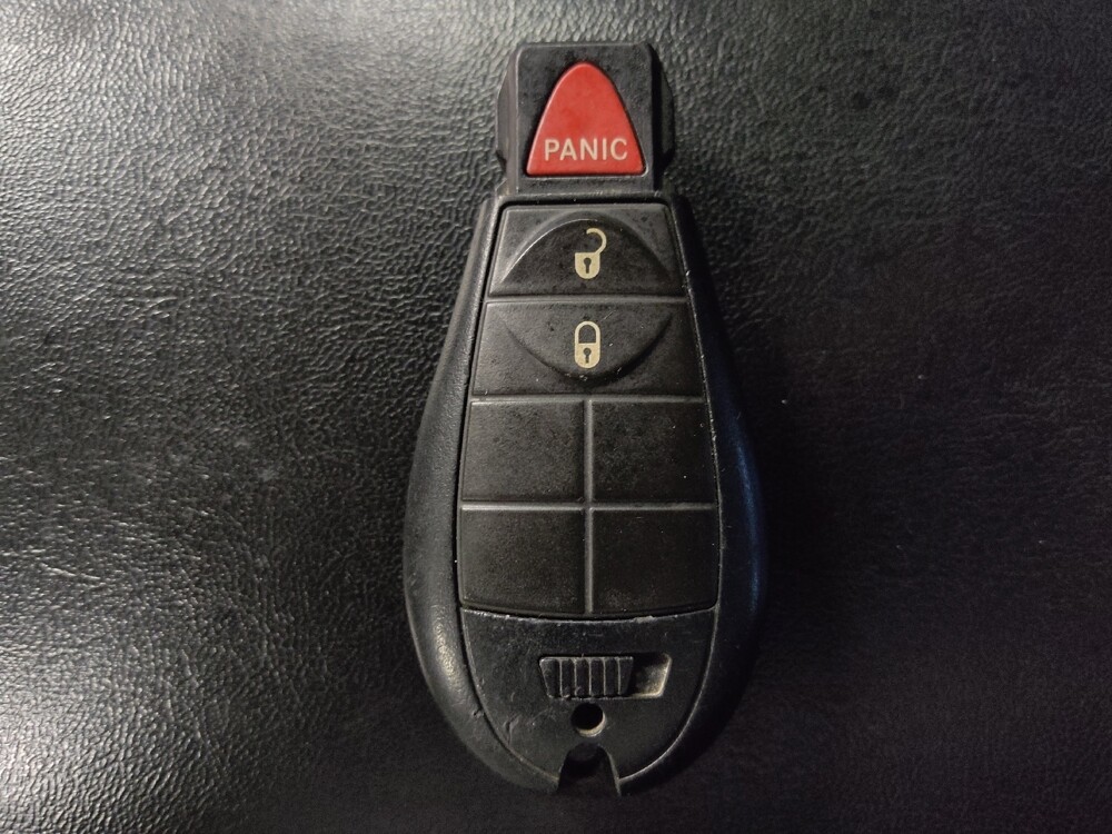 2020 Jeep Cherokee in Live Oak, TX 78233 - 18113084 32