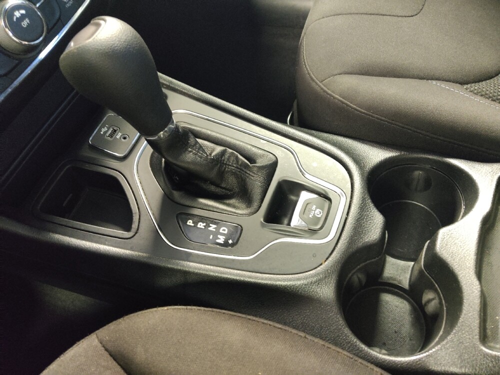 2020 Jeep Cherokee in Live Oak, TX 78233 - 18113084 26