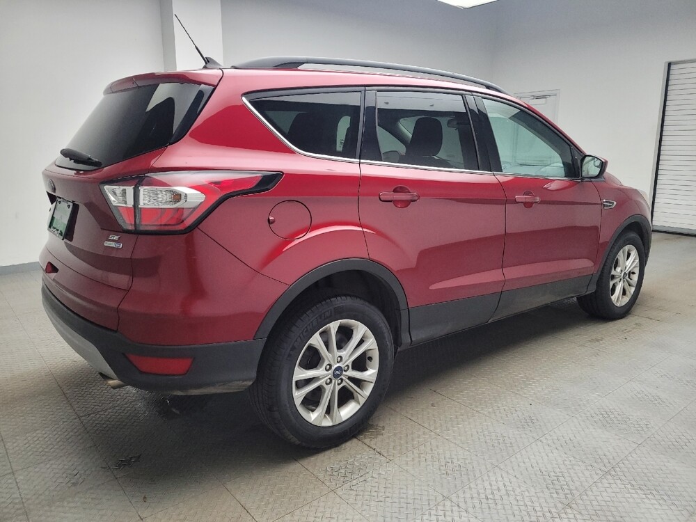 2018 Ford Escape in Grand Rapids, MI 49508 - 18113087 10